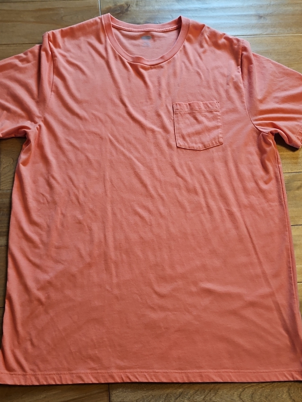 Old Navy Men's Pocket Tee in Coral
